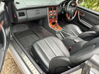 MERCEDES-BENZ SLK