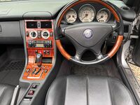 MERCEDES-BENZ SLK