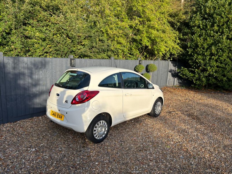 FORD KA