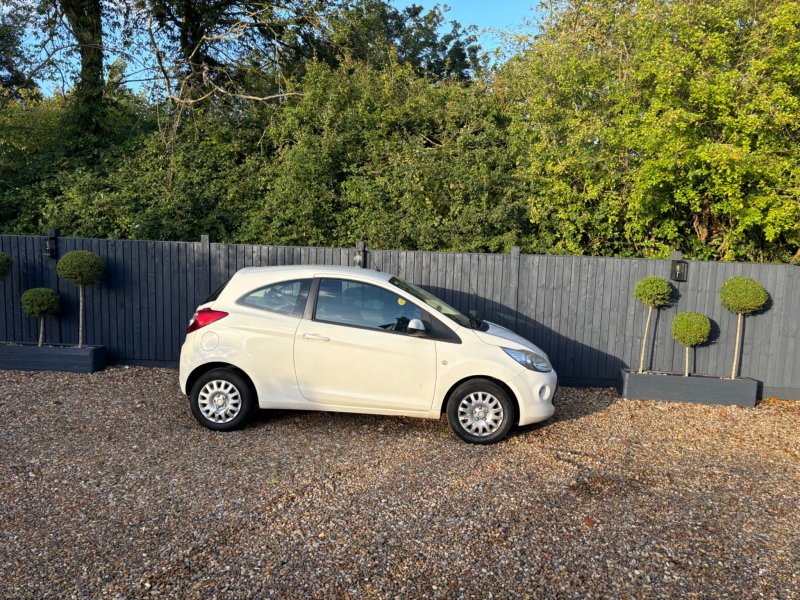 FORD KA