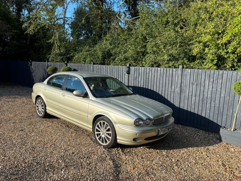 JAGUAR X-TYPE