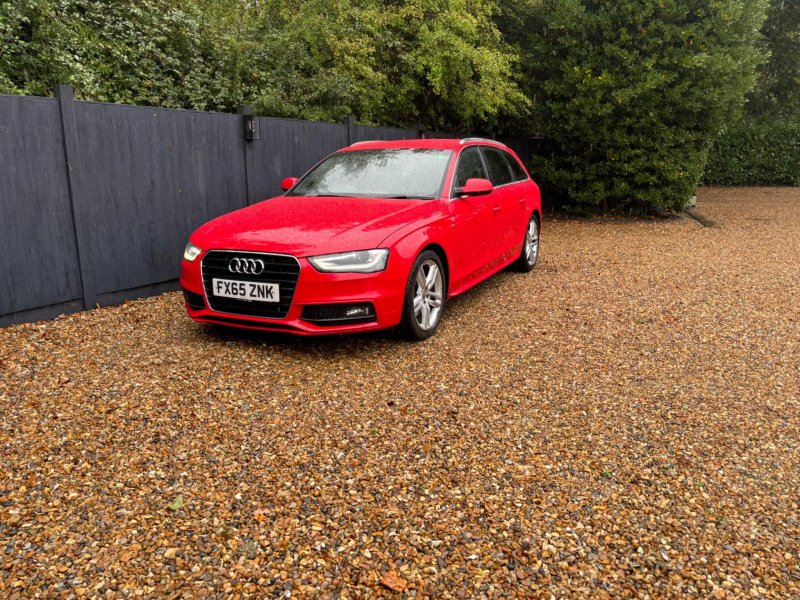 AUDI A4 AVANT