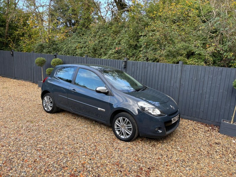 RENAULT CLIO