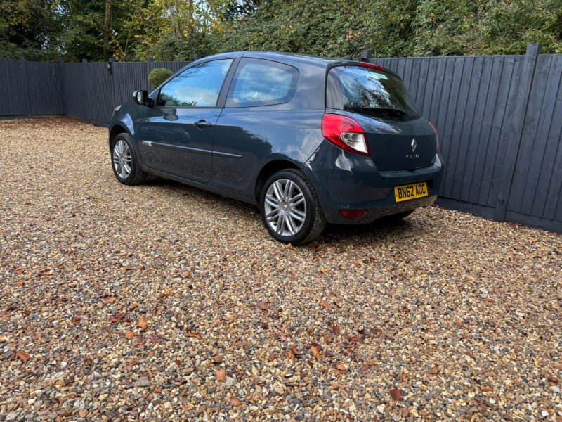 RENAULT CLIO