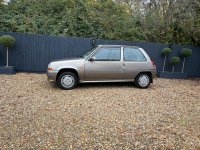 RENAULT 5