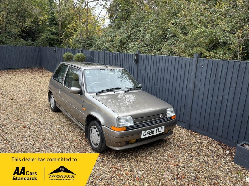 RENAULT 5