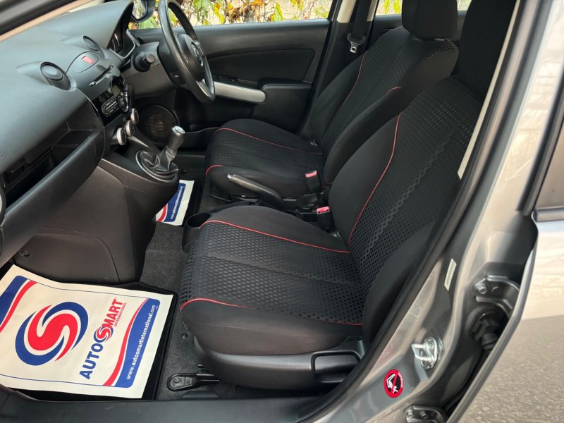 MAZDA MAZDA2