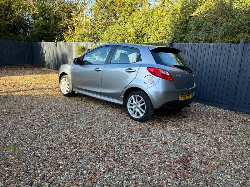 MAZDA MAZDA2