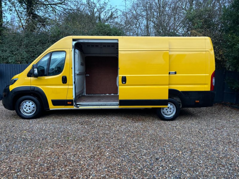 PEUGEOT BOXER