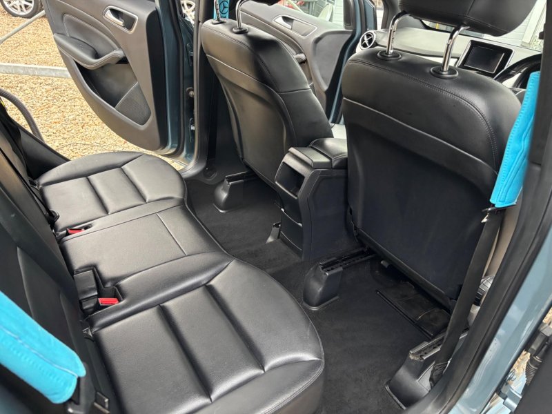 MERCEDES-BENZ B CLASS