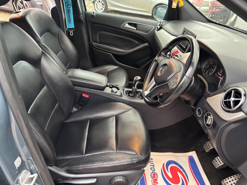 MERCEDES-BENZ B CLASS