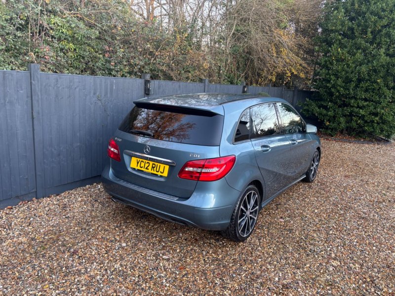 MERCEDES-BENZ B CLASS