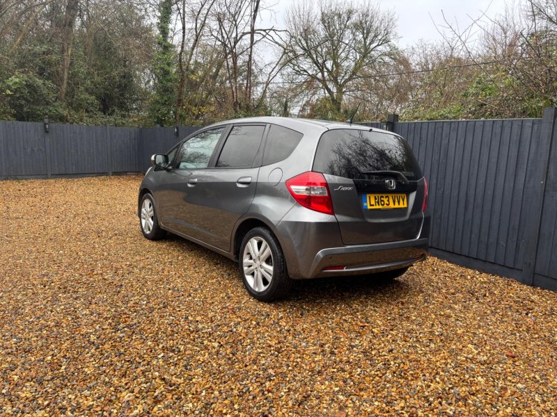 HONDA JAZZ