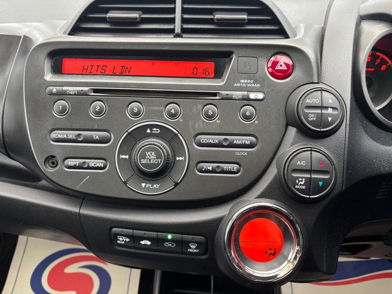 HONDA JAZZ