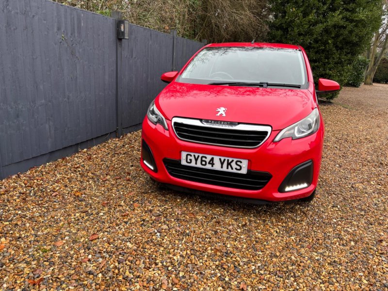 PEUGEOT 108