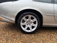 JAGUAR XK8