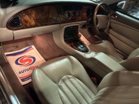JAGUAR XK8